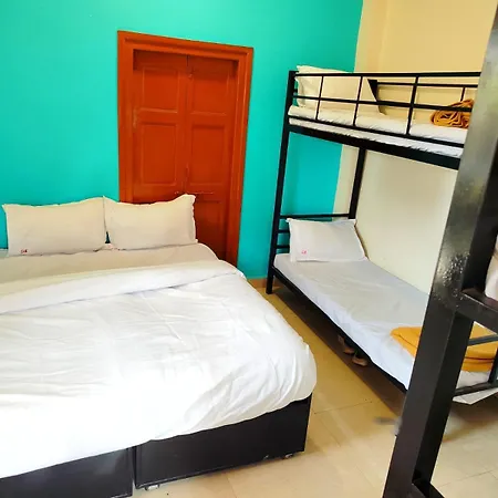 Omkar Regency Ac Goregaon West Guest house Mumbai