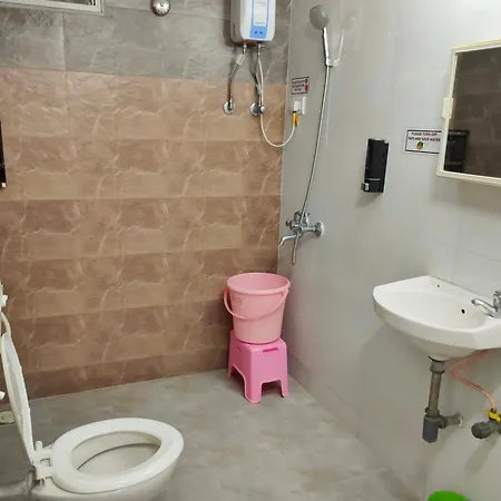 Ivory Room, Ac, Smart Tv, Ensuite, Independent Homestay *