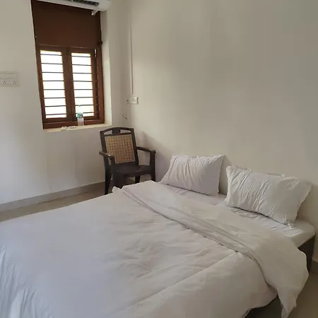 Omkar Regency Ac Goregaon West Guest house Mumbai
