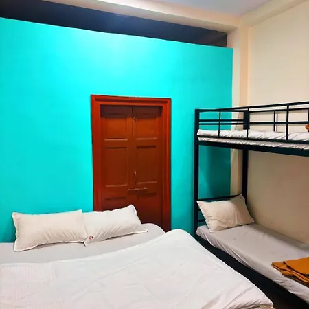 Galaxy Executive & Ac Guest house
