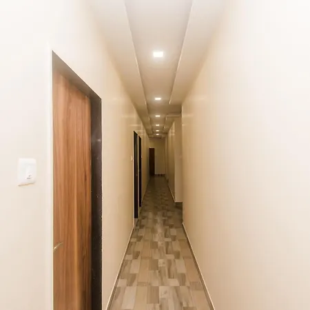 O Greenforest Near Airport Road Metro Station Hotel Mumbai