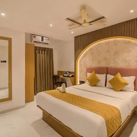 Hotel Malad Opposite Malad Railway Station Mumbai