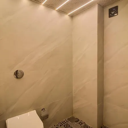 Hotel Malad Opposite Malad Railway Station 3*