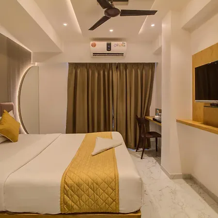 Malad Opposite Malad Railway Station Hotel Mumbai