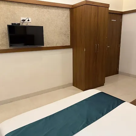 Hotel Bkc Downtown - Near Us Embassy 3*