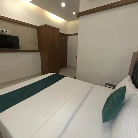 Hotel Bkc Downtown - Near Us Embassy 3*