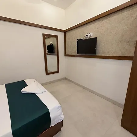 Bkc Downtown - Near Us Embassy Hotel Mumbai