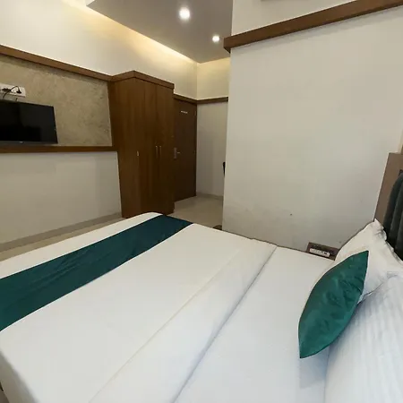 Hotel Bkc Downtown - Near Us Embassy 3*