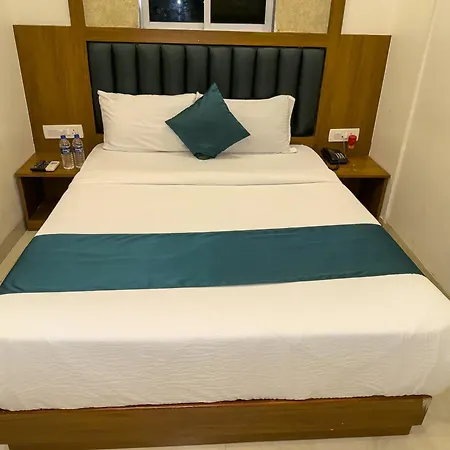 Bkc Downtown - Near Us Embassy Hotel 3*