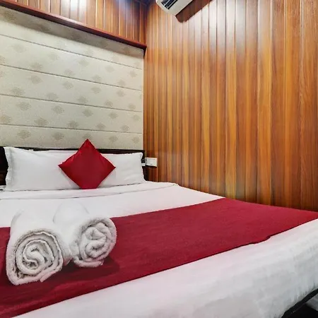 Hotel Super O Amma Bhau Residency 4*