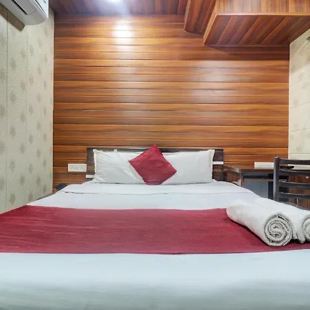 Super O Amma Bhau Residency Hotel