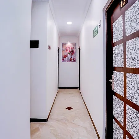 Hotel O Sunrise Executive 2*