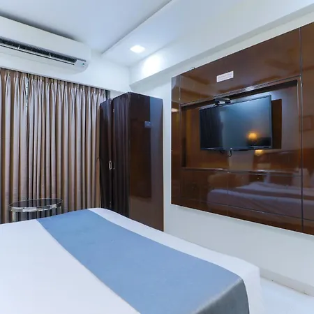 Laaiba Residency 3*
