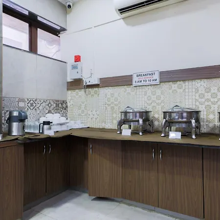 Hotel Laaiba Residency