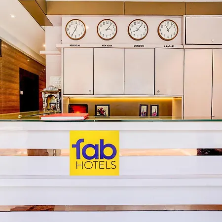 Fabhotel Abrol 3*