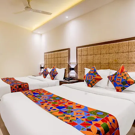 Fabhotel Abrol 3*