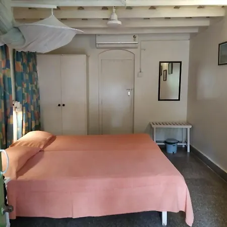 Hotel Manoribel