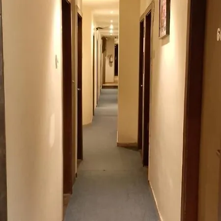 Ascot In Hotel