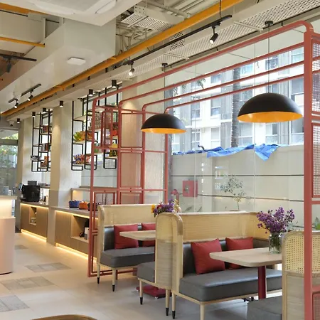 Hotel Indie Nesco Goregaon 4*