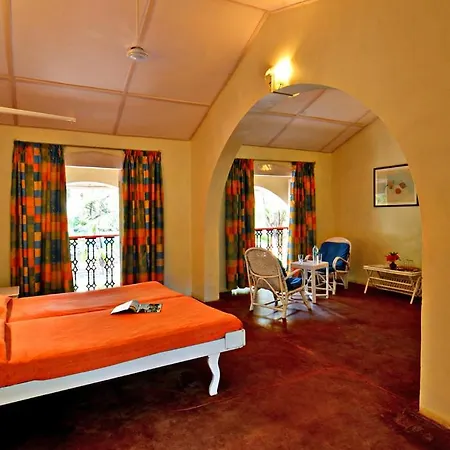 Hotel Manoribel 3*