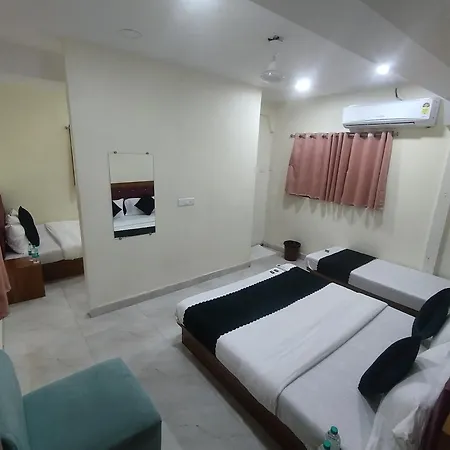 Hotel Glow Star 2*
