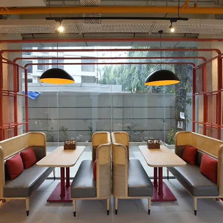 Indie Nesco Goregaon Hotel