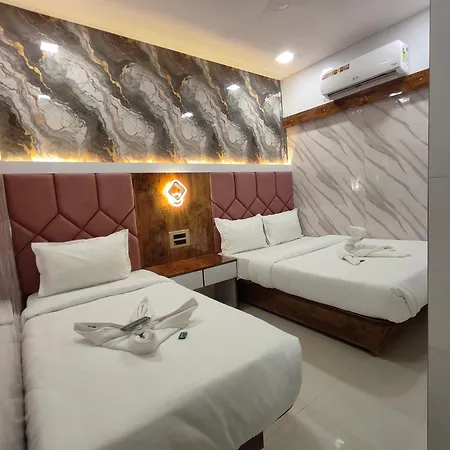 M R Hotel Mumbai