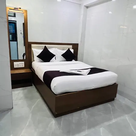 Hotel Benz 3*