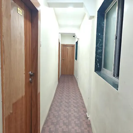 Hotel Glow Star 2*