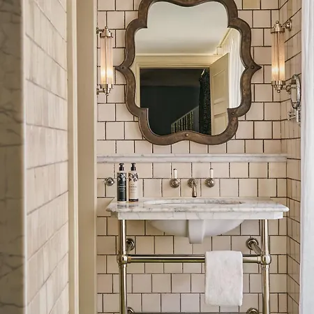 Soho House 5*