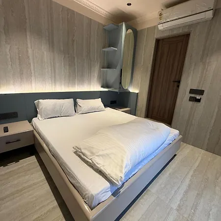Rajjog Hotel Mumbai