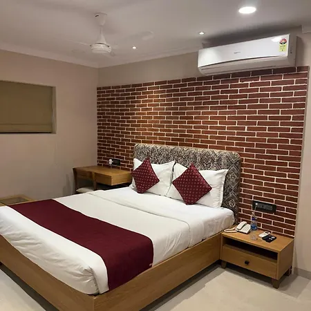 Garden 3* Mumbai