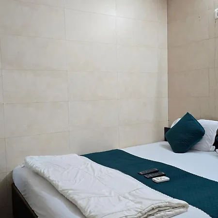 Kamal - Mohammed Ali Road Hotel 2*