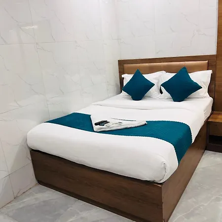 Benz Hotel
