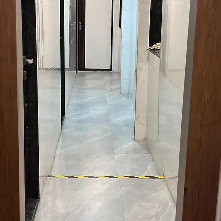 Benz 3* Mumbai