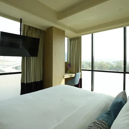 Indie Nesco Goregaon 4* Mumbai
