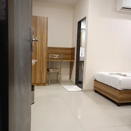 Hotel Bkc Anex Near Bandra Kurla Complex