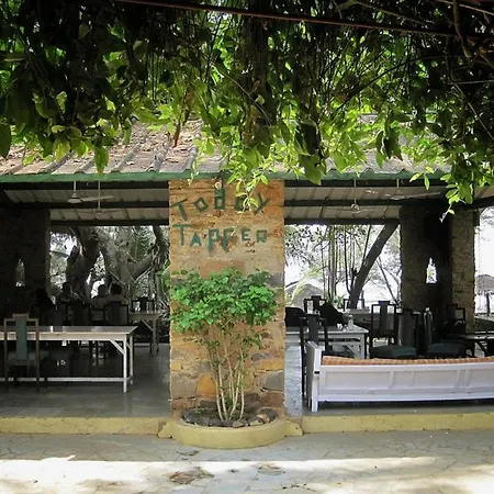 Manoribel Hotel