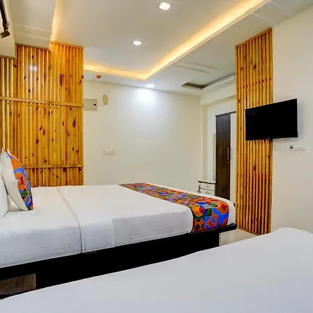 Via Blissful Hotel Mumbai