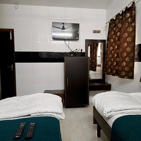 Kamal - Mohammed Ali Road Hotel 2*