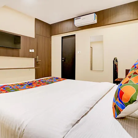 Casa Royal Residency - Exhibition Centre 3*