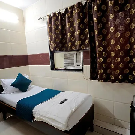 Hotel Kamal - Mohammed Ali Road 2*