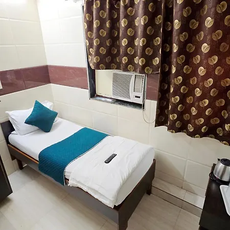 Kamal - Mohammed Ali Road Hotel Mumbai
