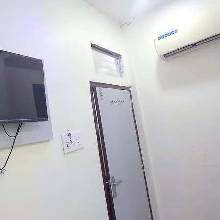 Mint Park Al Maqam - Near Mohammad Ali Road Hotel