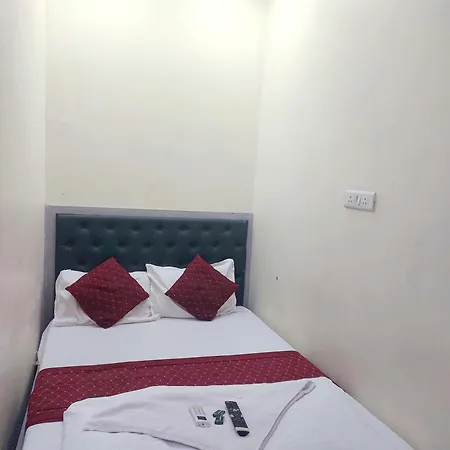 Mint Park Al Maqam - Near Mohammad Ali Road Hotel Mumbai