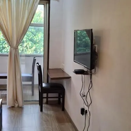 Hotel Divine Residency