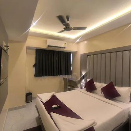 Sahara Hotel