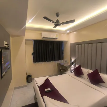 Sahara Hotel 3*