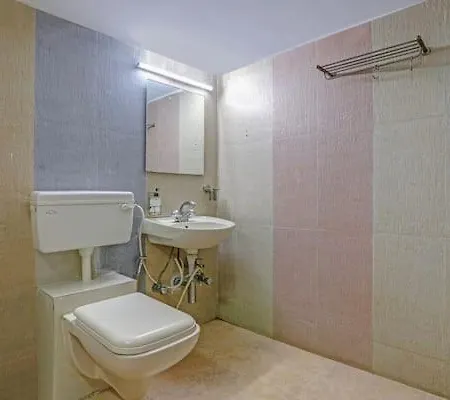 Hotel Krish Palace 2*