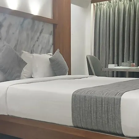Shine Hospitality Premium Hotel Mumbai